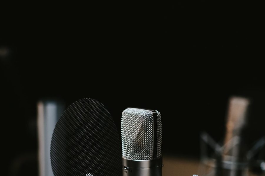 An omnidirectional loudspeaker set up on stage for a reverberation measurement